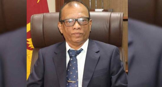 බහාලුම් ගැන සොයන කාරක සභාවෙන් සාමාජිකයෙක් ඉවත්වෙයි